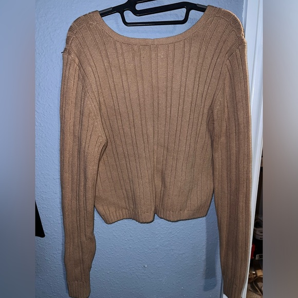 Hollister Tan Crop Knit Cardigan NWT - Picture 3 of 3